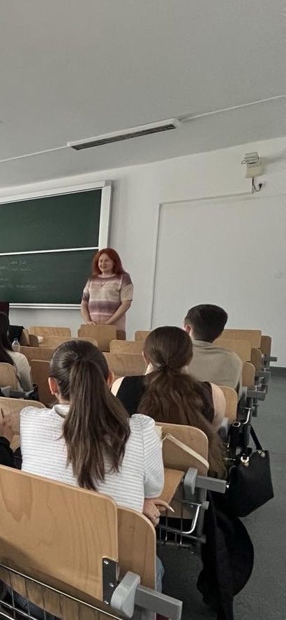 Міжнародна співпраця Державного податкового університету з Університетом Александра Іоанна Кузу