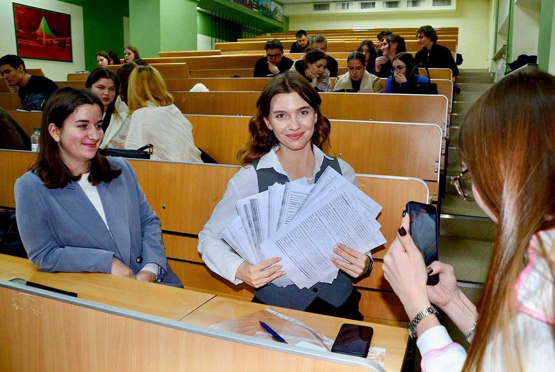 Податкові дебати