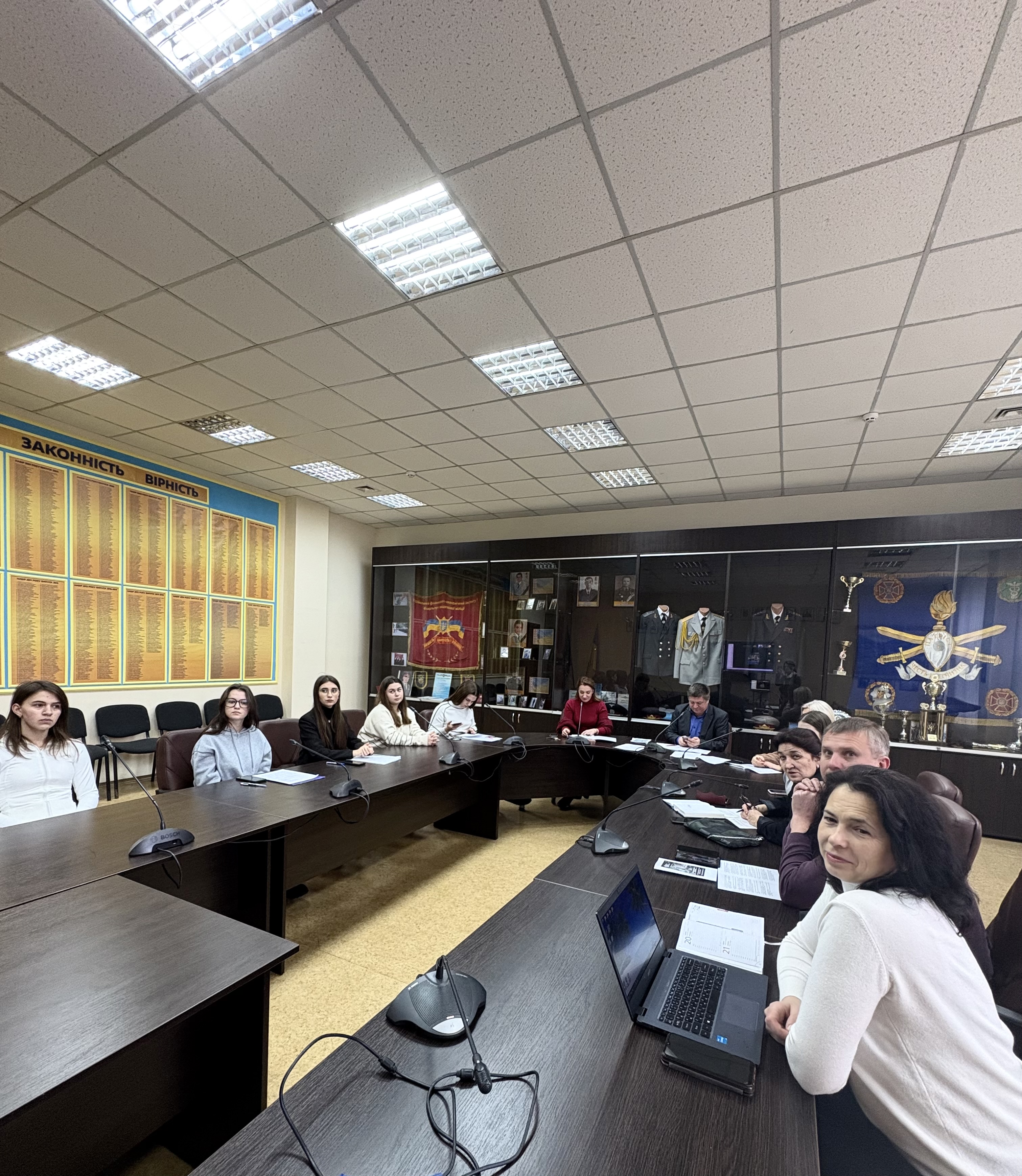 20.11.2025 відбулась науково-практична конференція на тему: «Правоохоронна діяльність в умовах оновлення парадигми суспільної безпеки».