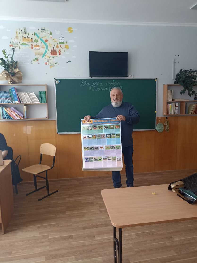 Профорієнтаційний візит професора Лекаря С. І. до Чернівецького багатопрофільного ліцею №4