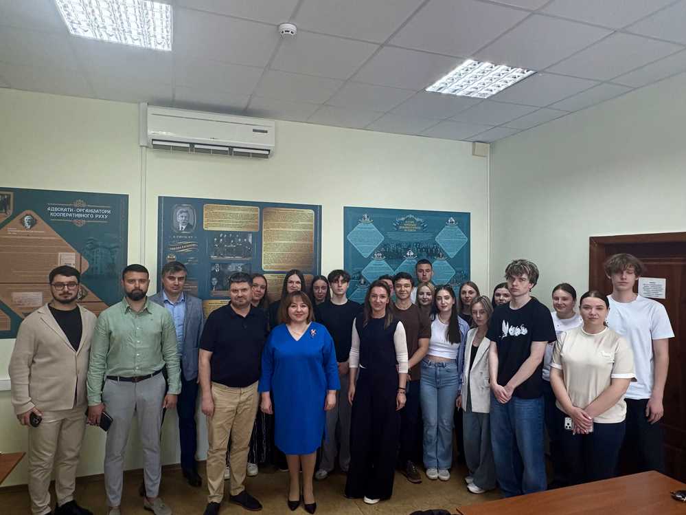 Нова навчальна аудиторія, нові сенси та живий діалог про справжню адвокатуру